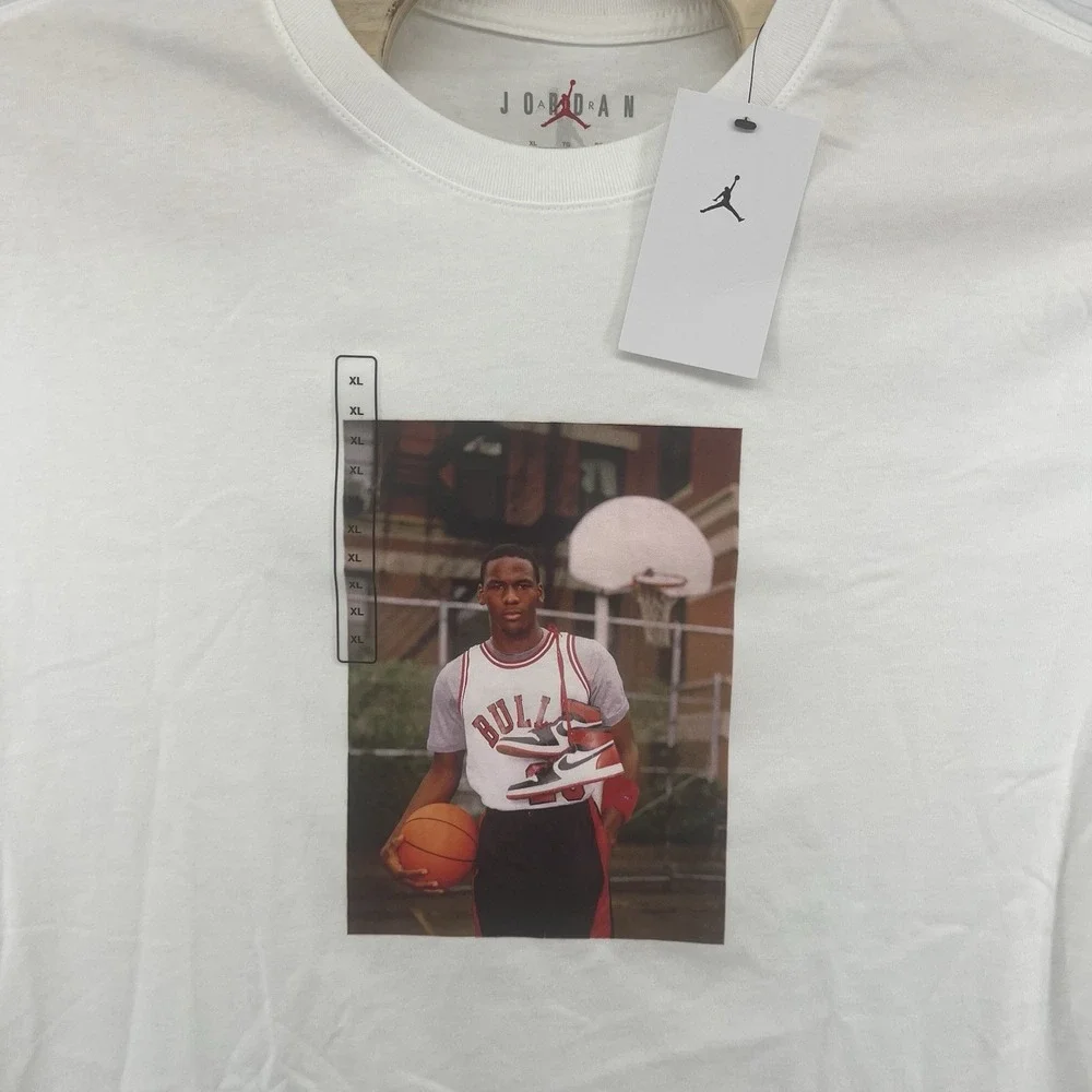 Nike Air Jordan Brand Men's Photo T-Shirt Rookie XL HJ2354-100 New NWT